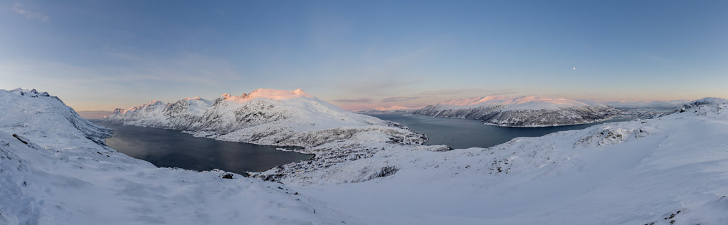 fjord-winter-landschaft